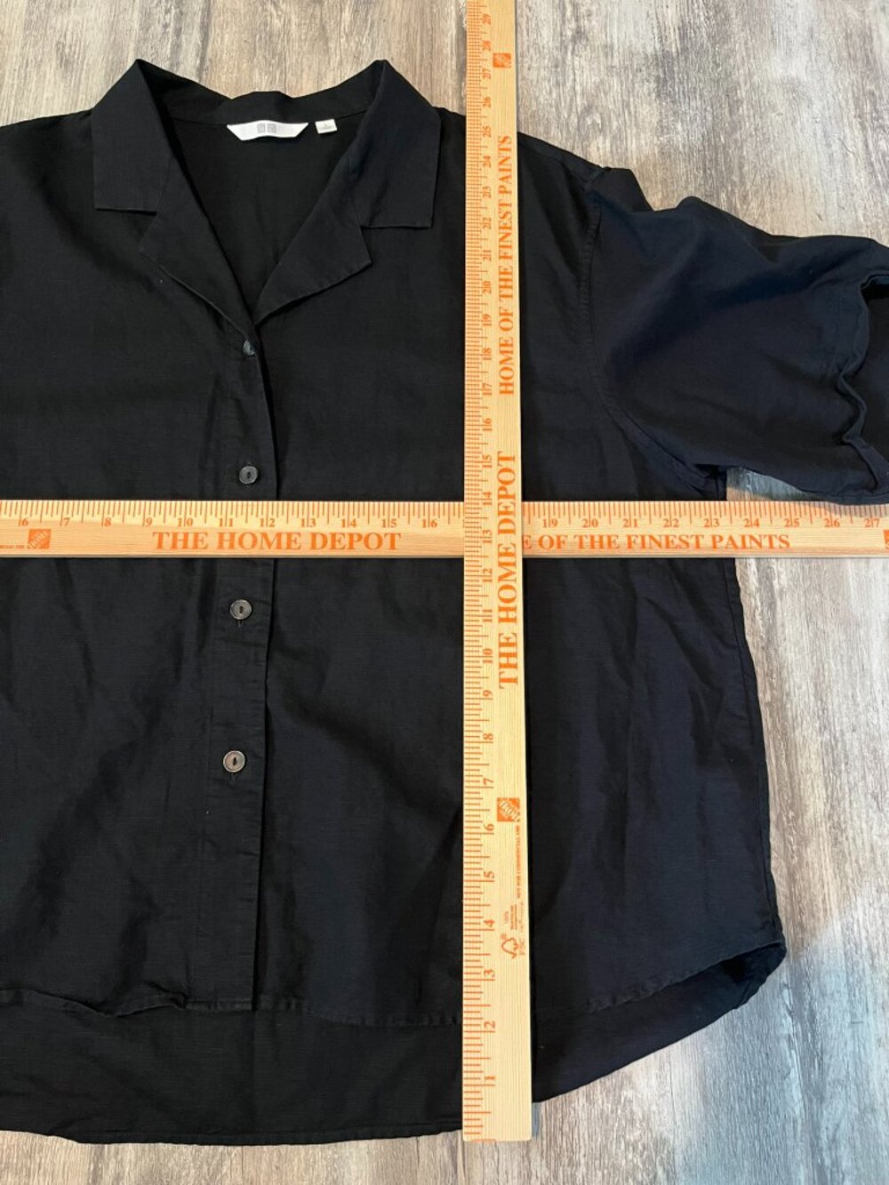 SALE! 2 Uniqlo W's Linen Blend Open Collar S/S Shirts, Black & Olive, Large - Picture 6 of 16